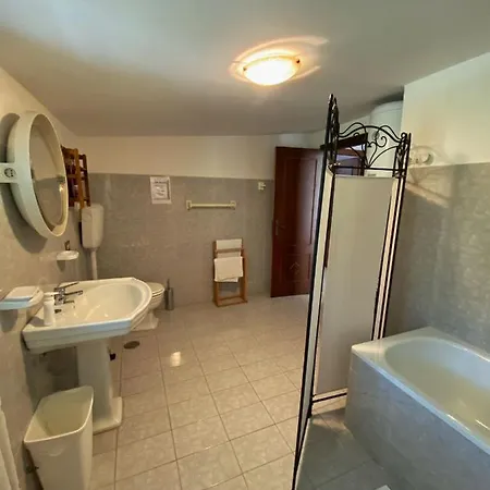 Casa Bellavista Apartment *